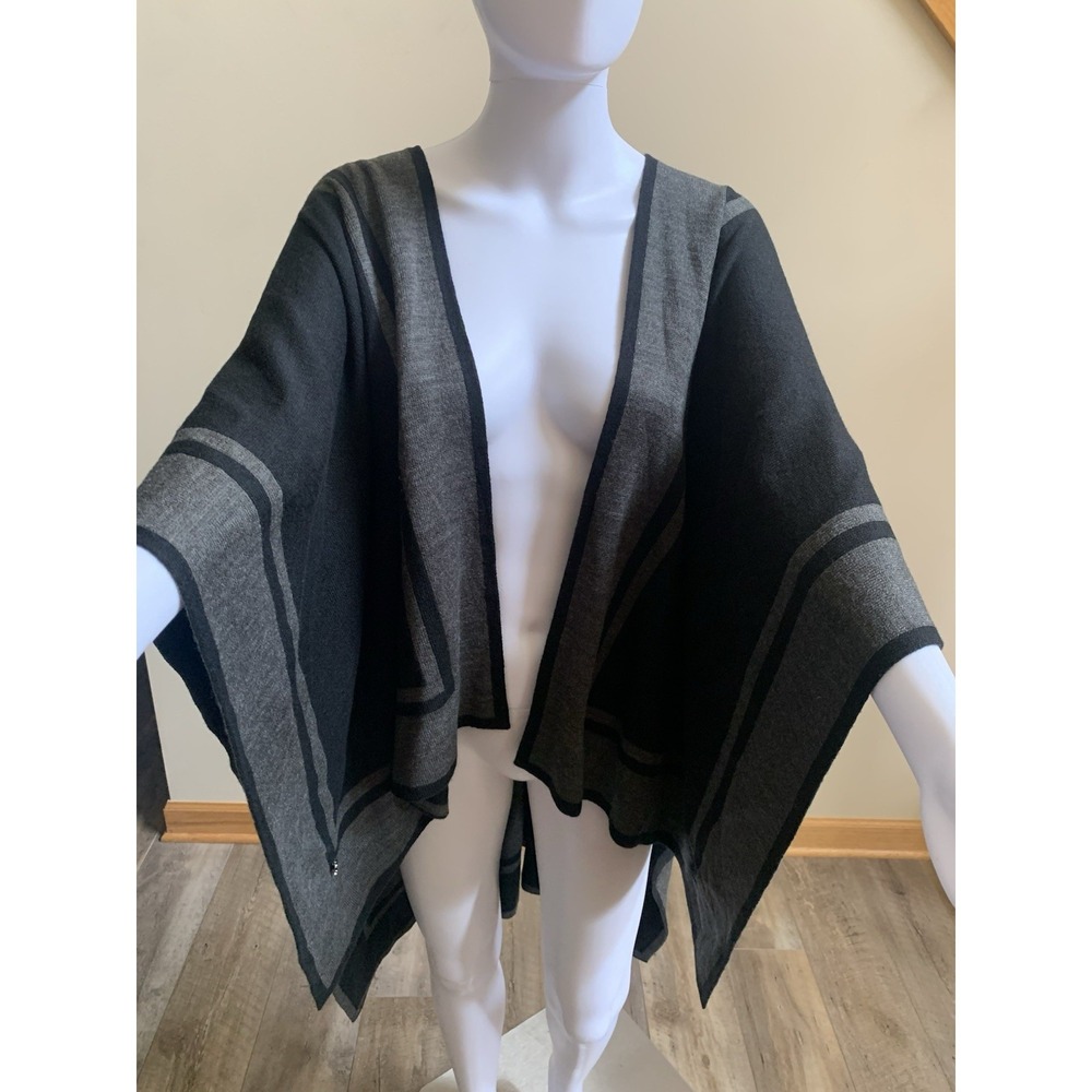 Ralph Lauren Women's Knit Ruana Poncho One Size Fits All Black & Gray - Picture 8 of 16